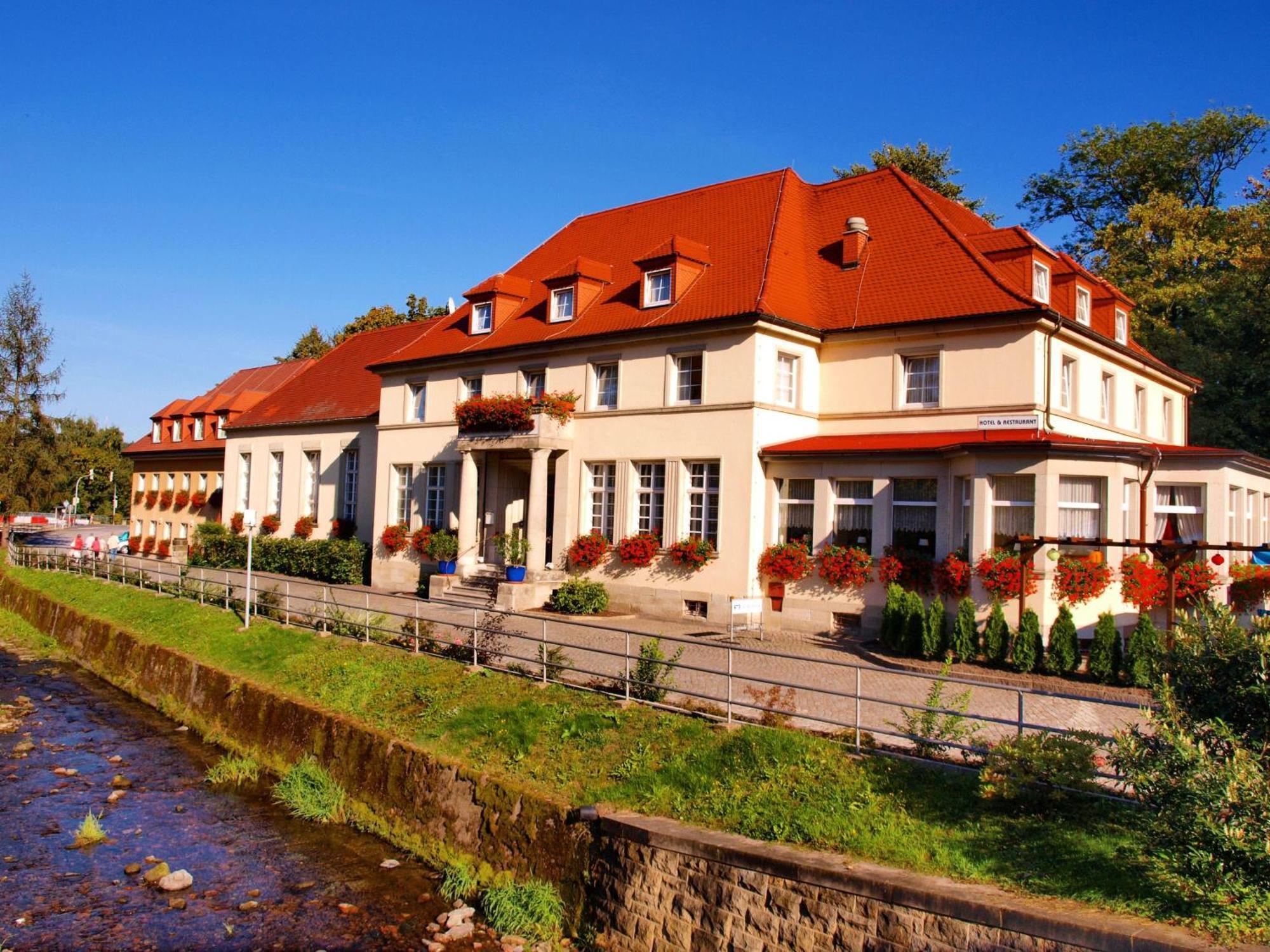 Hotel Saechsisches Haus Berggiesshübel المظهر الخارجي الصورة